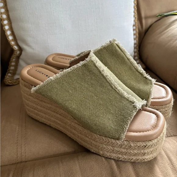 Lucky Brand Olive Green Wedge Sandals - Picture 1 of 7